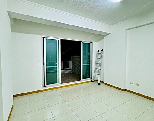 📢可租補！安南區整棟車庫透天出租｜5房大空間$33,000 - Image 10