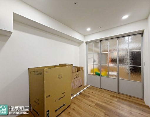 可租補/可寵⭐️三多商圈京城新世界全新兩房平車 - Image 12