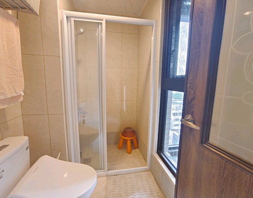 三多商圈全新大樓3房2衛平面車位,全新裝潢 - Image 8