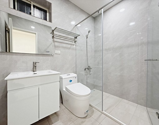 ⭐️三重中正北路🚊近菜寮站🏠整層住家兩房雙陽台⭐️ - Image 9