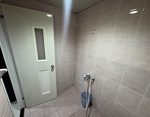 板新❣獨洗曬/可租補報稅/傢俱齊全/採光通風/衛浴開窗 - Image 6