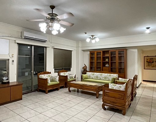 可租屋補助水湳中清捷運超大三房平車 - Image 1