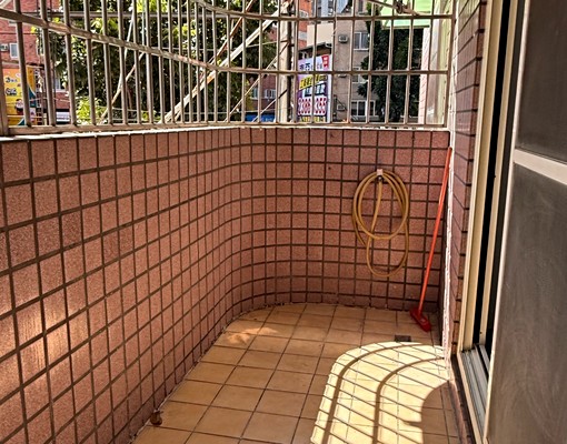 機能超棒您會喜翻採光3房（免收仲介費） - Image 9