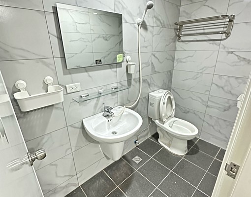 新裝修套房💎房東直租免仲💎西屯近逢甲 - Image 5