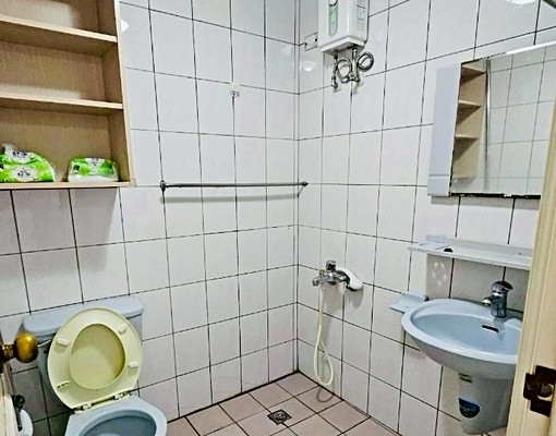 海景天下淡大商圈機能佳超值套房可租補入戶籍 - Image 8