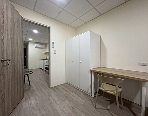 近捷運三重國小站：１房１廳１陽台：可租補：寵物友善 - Image 6