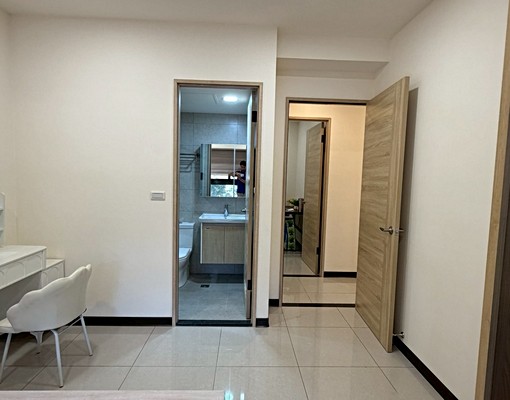 可租補全新有裝潢三房平車 - Image 3