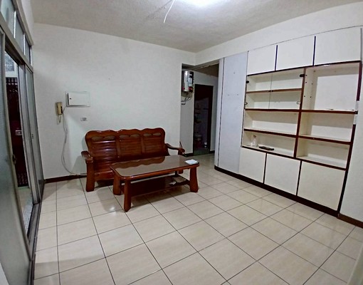 租~三多商圈近文化中心/陽台進出/公寓三樓整層出租 - 591租屋網 - Image 2