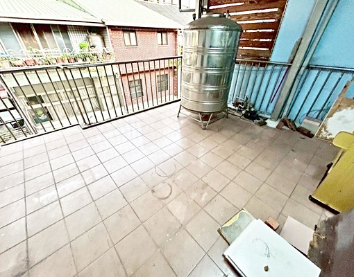 捷運丹鳳◆透天5房住辦◆租補入籍洽★可寵 - Image 11