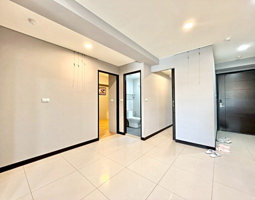 南區大慶＃精美三房附車位＃有更衣室＃附浴缸＃可雙租補！ - Image 4