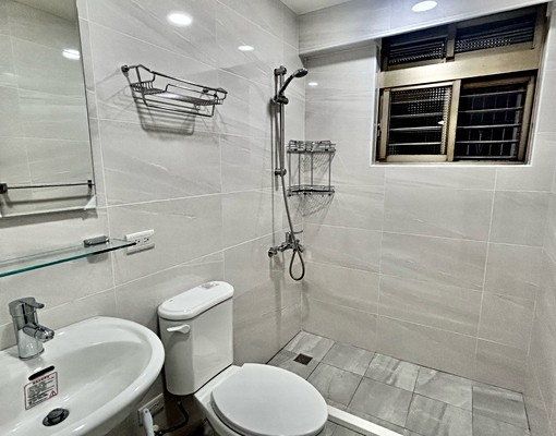 可租補/近樂華夜市/全新裝潢/台電計費/共享廚房客廳浴室 - Image 12