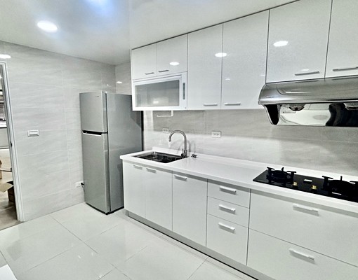 可租補/近樂華夜市/全新裝潢/台電計費/共享廚房客廳浴室 - Image 13