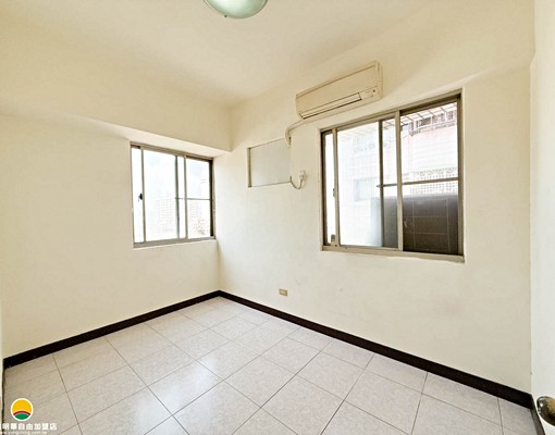 建工大昌商圈景觀三房樓中樓 - Image 7