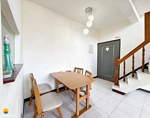 建工大昌商圈景觀三房樓中樓 - Image 3