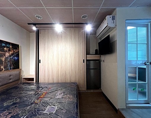 一卡皮箱即入住/全新頂級裝潢│可租補/高應大/建工機能大套房 - Image 1