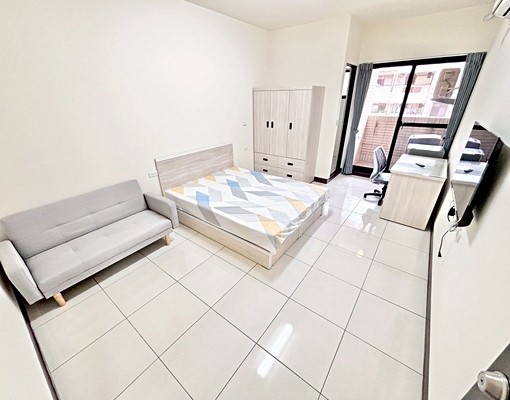 整棟新蓋💕租補入籍✅可獨洗曬✨電梯上樓✨地下機車✨氣密窗 - Image 1