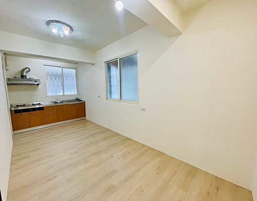 中和連城路▲三面採光▲輕鬆二樓 - Image 4