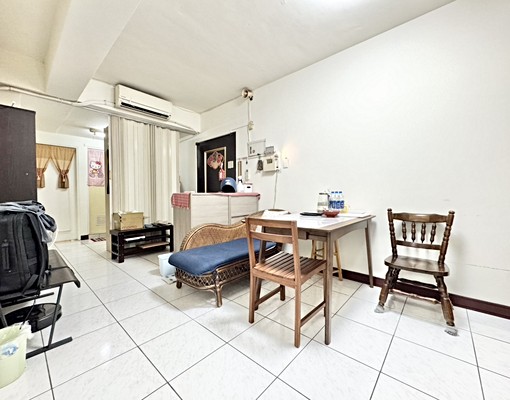 🌍可租補🌍走路中國醫🌍小資家庭首選🌍一層三戶🌍 - Image 3