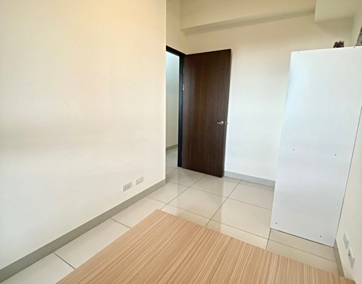 三房有車位近都會公園高雄科大R20捷運站省道高鐵楠梓監理站 - Image 8