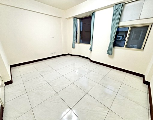 整棟免3萬超秒殺✨空屋3房✨平車位✨可租補✨可戶籍 - Image 2