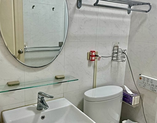 葫蘆墩公園🌺大坪數三房🌺平面車位🌺家具全配🌺浴缸 - Image 10