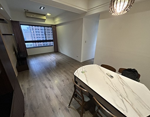 青埔華泰電梯大三房含管含車位可寵 - Image 4