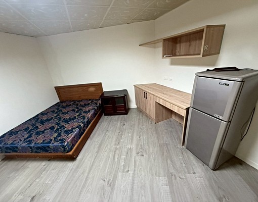 星鴻😊電梯正廟口分租套房 - Image 1