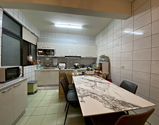 近竹光運動中心透天住店+室內車庫 - 591租屋網 - Image 5