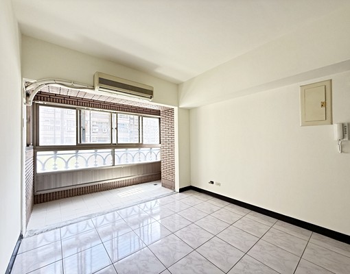 🌹玫瑰公園明亮三房+坡坪車位🌹住商貝拉 - Image 2