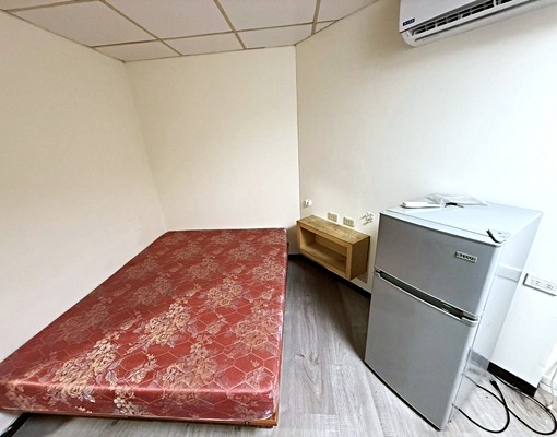 星鴻😊電梯廟口內分租套房 - Image 2