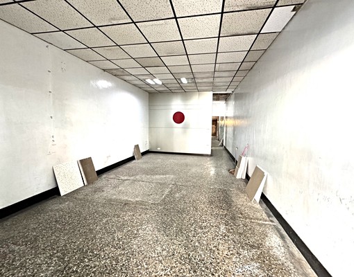 裕農百市金店面一樓(含騎樓38坪) - Image 1