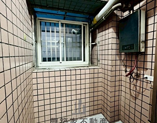 A經國橋旁~可租補喜來登商圈美3房~含機械車位 - Image 6