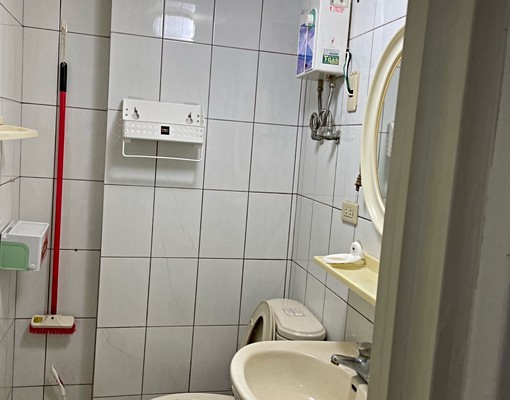 獨立式套房~品質社區~一年起租~6.0坪 - Image 6