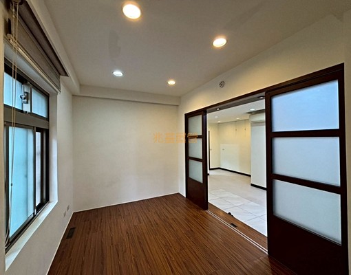 兆基社會住宅🏡一樓大空間,門口好停車 - 591租屋網 - Image 2