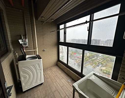 A18高鐵~溫馨裝潢2房~超級景觀戶~含車位/含管理費 - Image 11