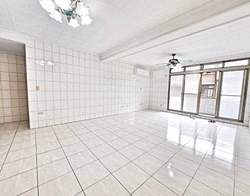 捷運秀朗橋站、近秀山國小、家庭首選、採光佳、機能好 - Image 3