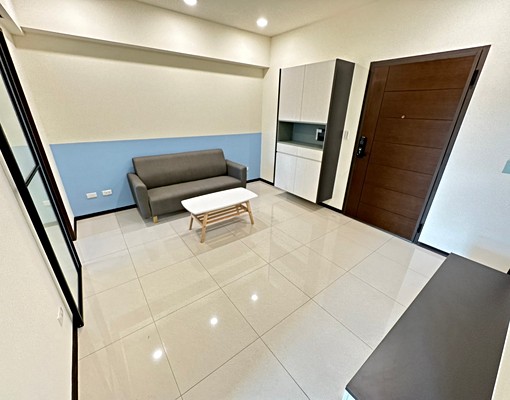 😀獨家親友|嶺東商圈|微笑城市2|平車精裝屋 - Image 1