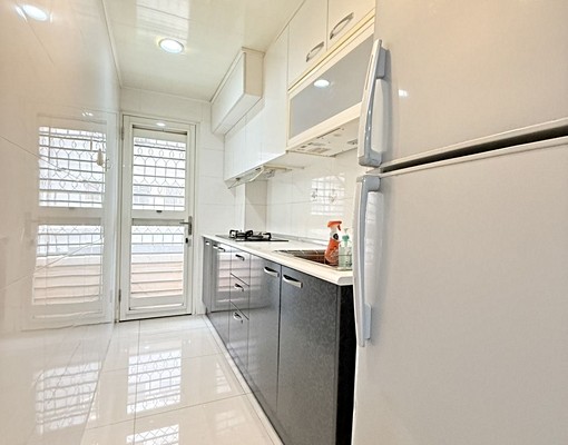 近文心櫻花＃大坪數三房兩廳＃家俱全＃台水台電＃可開伙 - Image 4