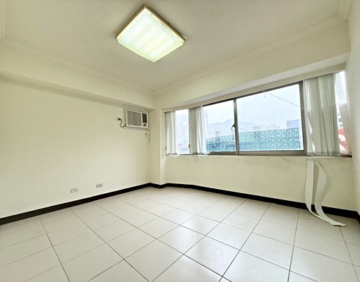 近捷運新店站碧潭美景｜可寵物/可拜拜/大空間 - 591租屋網 - Image 5