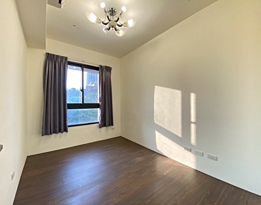 富宇擎山💫文心南大慶忠明南💫可租補戶籍💫超美3房平車 - Image 3