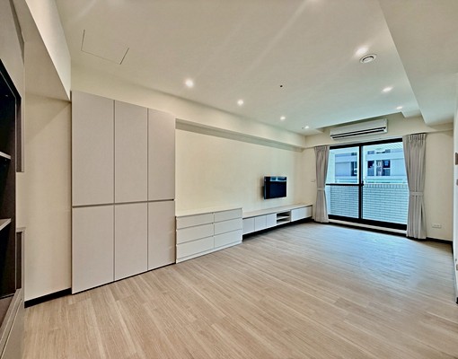 可入籍✴️全新✴️巨美大三房✴️間間大衣櫃✴️74旁但我不吵 - Image 1