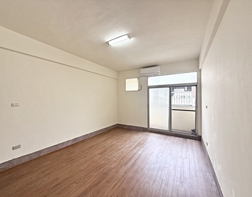 月亮睡不著💖可貓/台水台電/基本家俱可談💖變頻冷氣 - 591租屋網 - Image 1