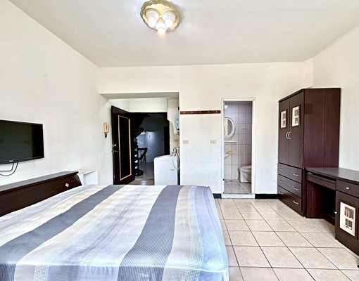 🉑租補|中區近中區大學、一中商圈|電梯套房|停車方便 - Image 6