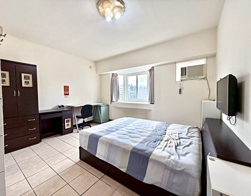 🉑租補|中區近中區大學、一中商圈|電梯套房|停車方便 - Image 1