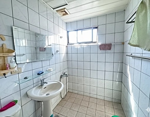 可申請租補~免仲介服務費~五股運動中心旁大三房~五泰小簡 - Image 5