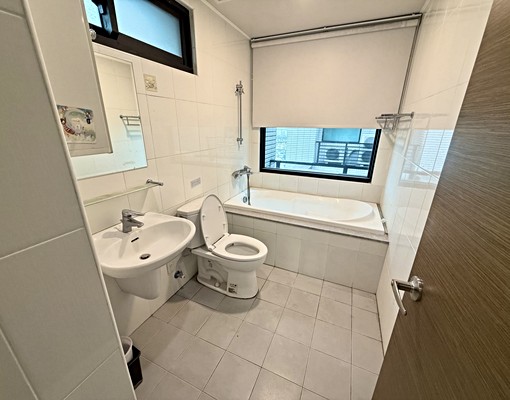 🏆曾冠軍🏆(租)二重埔環球市高樓層採光四室+B1平面車位 - 591租屋網 - Image 4