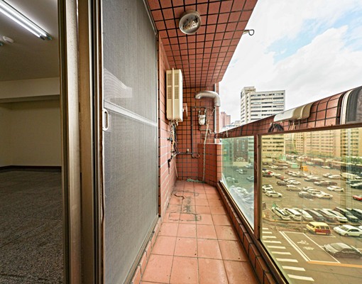 NI獨家★巨蛋捷運│邊間大三房+平移車位 - 591租屋網 - Image 4