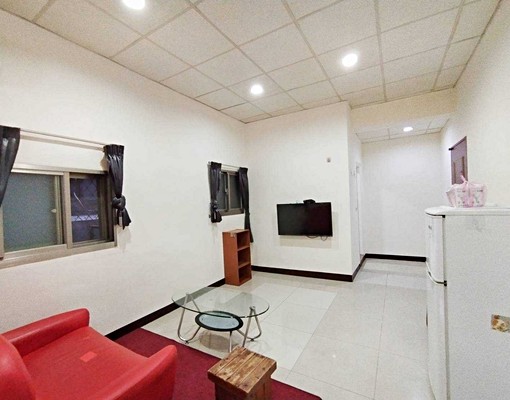 可租補~捷運三重國小站方正超大套房 - Image 4