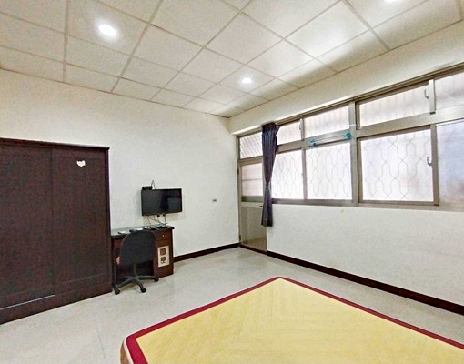 可租補~捷運三重國小站方正超大套房 - Image 11