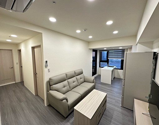 A18高鐵旁~全新裝潢系統櫃2房~邊間採光好!含車位/管理費 - 591租屋網 - Image 1